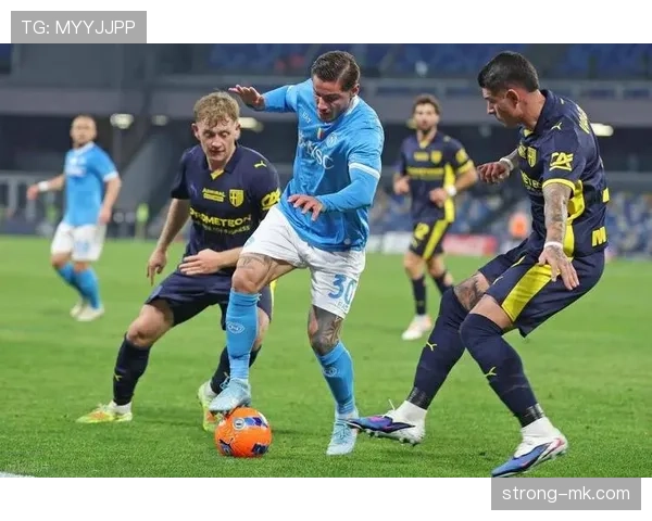 萨索洛防线稳固提升，球队竞争力增强，光明联赛前景可期