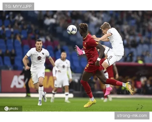 都灵攻防兼备展现强劲实力，新赛季稳健表现引关注