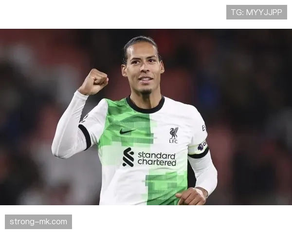 范戴克作为荷兰足球偶像近期表现稳健